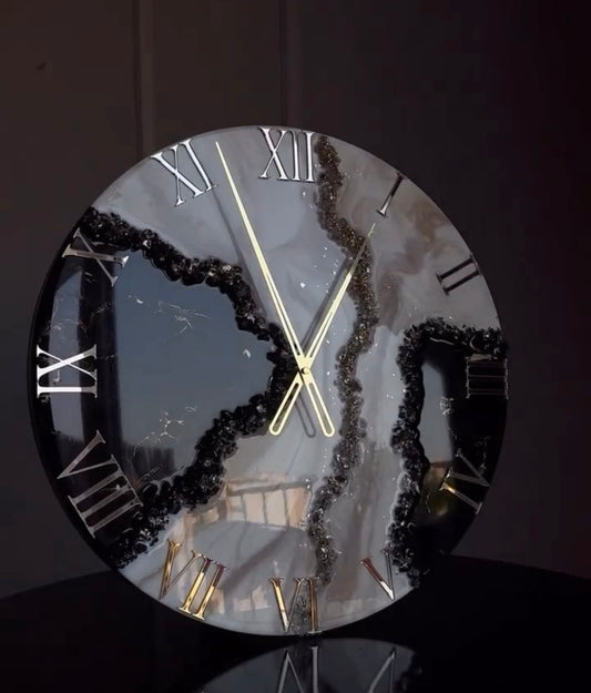 Attractive Epoxy Black Clock